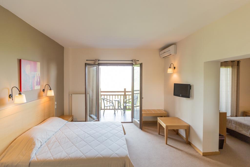 טסגרדה Hotel San Stefano חדר תמונה